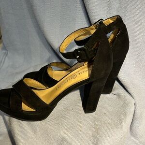 Chinese Laundry Black Suede Heels